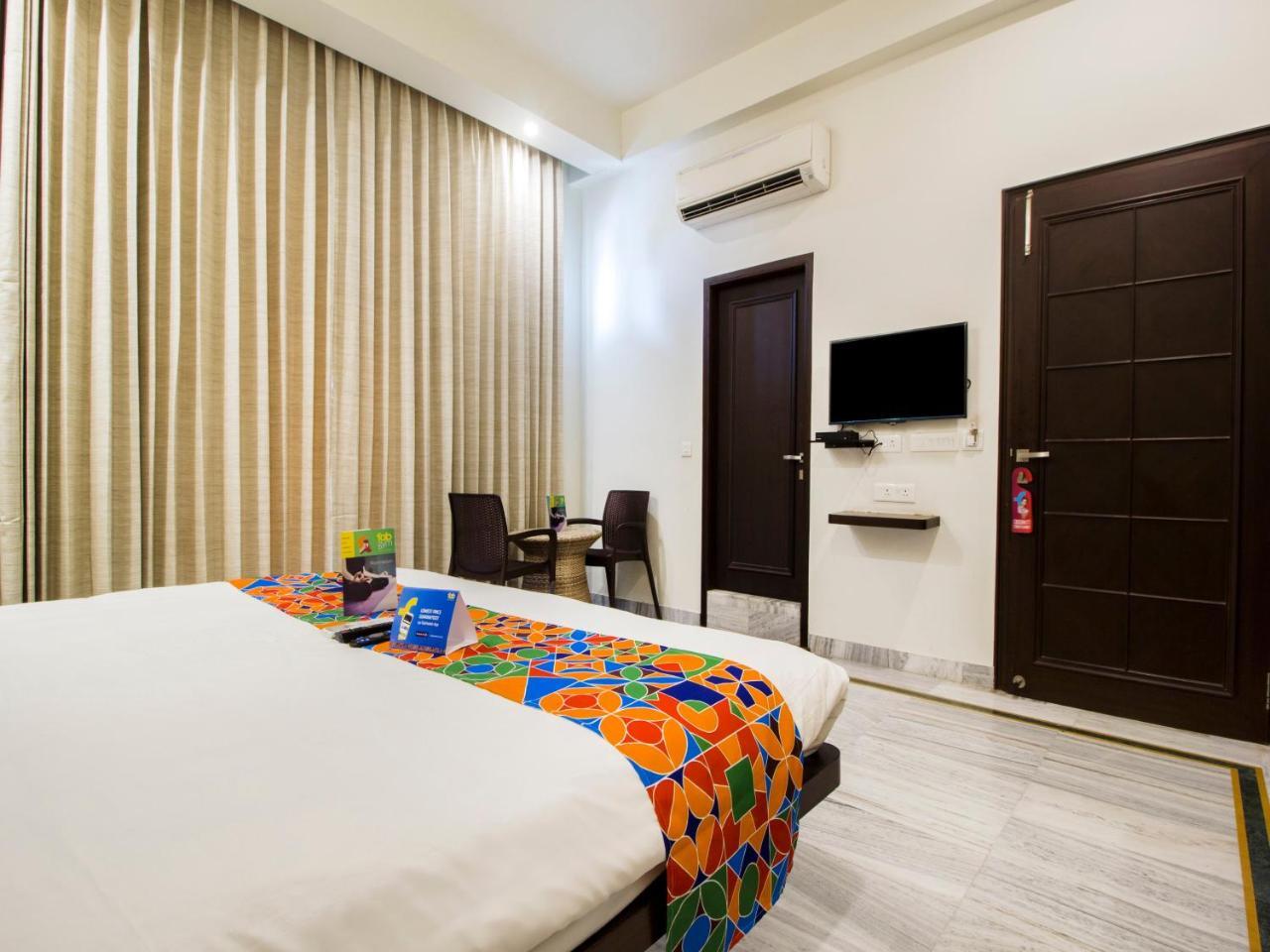 FabHotel Jaipur Villa Esterno foto