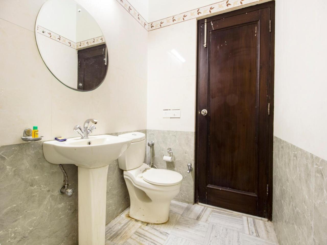 FabHotel Jaipur Villa Esterno foto
