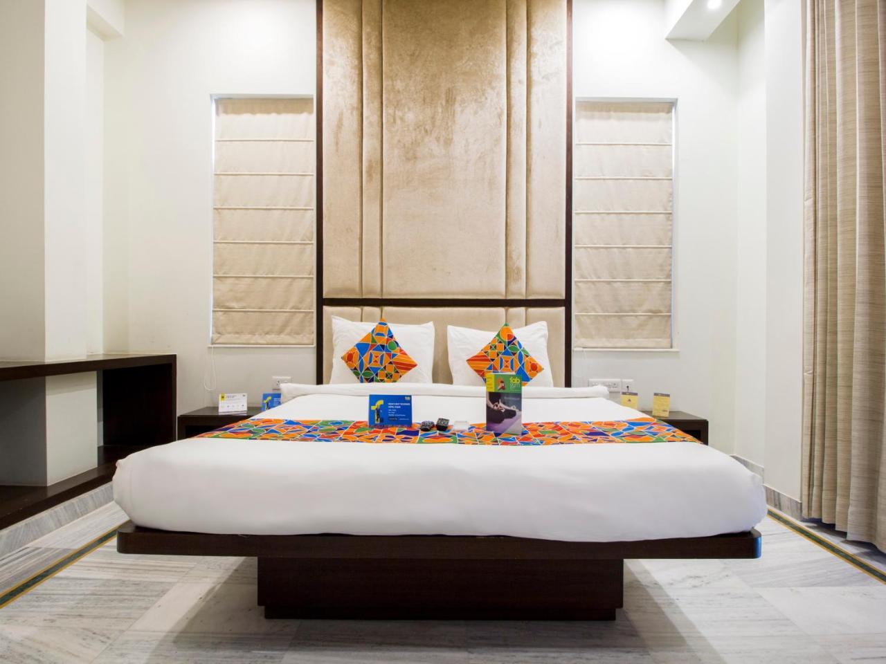 FabHotel Jaipur Villa Esterno foto