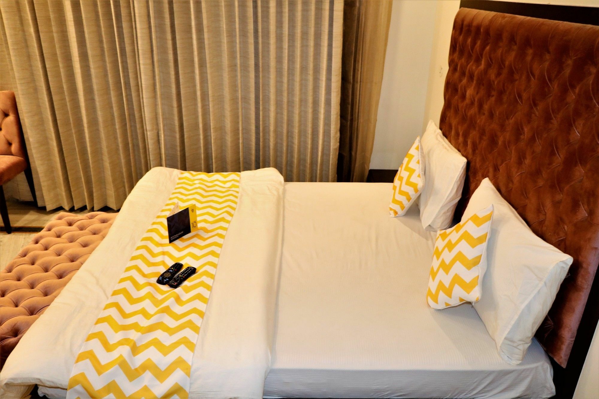 FabHotel Jaipur Villa Esterno foto